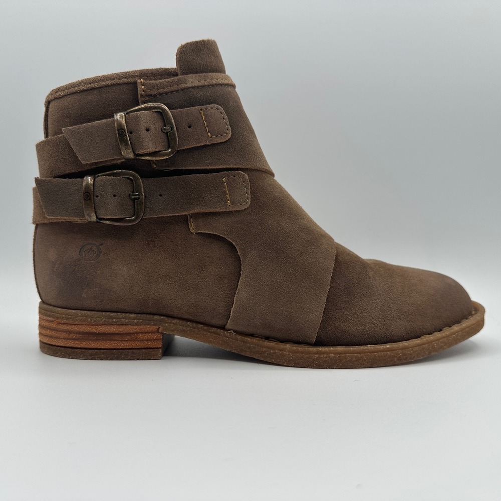 Born Moraga Suede Buckle Ankle Boots Bootie Taupe‎ Women Size 7 M EUC